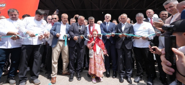 Bakan Tekin: Yeni müfredatla değerlerimizi gelecek kuşaklara aktaracağız