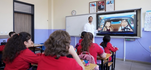 Mesleki çalışmalarına istedikleri illerde katılacak öğretmenlerin başvuru süresi uzatıldı