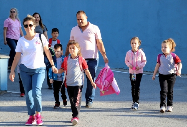 Okul önünde beklemek tarih oluyor